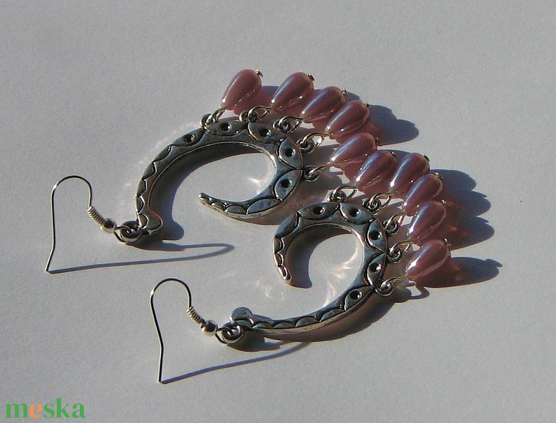 Lila cseppek - fülbevaló - ékszer - fülbevaló - lógó fülbevaló - Meska.hu