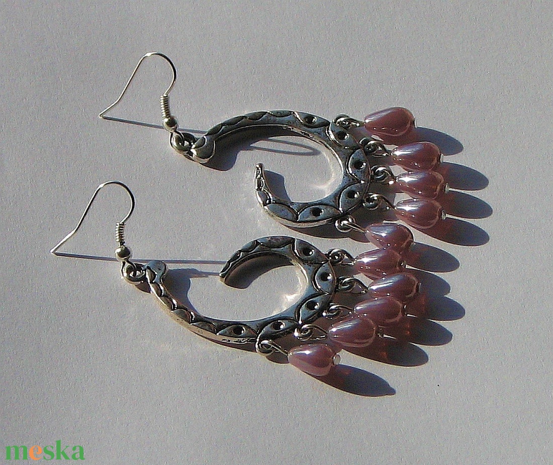 Lila cseppek - fülbevaló - ékszer - fülbevaló - lógó fülbevaló - Meska.hu