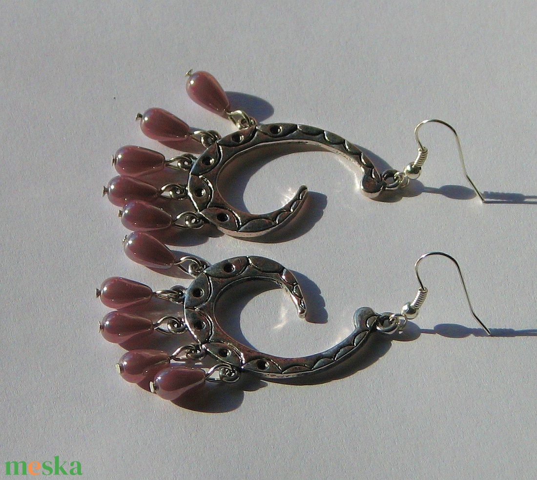 Lila cseppek - fülbevaló - ékszer - fülbevaló - lógó fülbevaló - Meska.hu