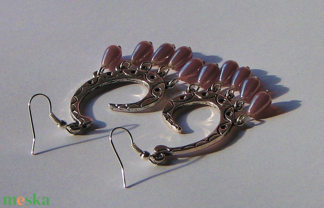 Lila cseppek - fülbevaló - ékszer - fülbevaló - lógó fülbevaló - Meska.hu