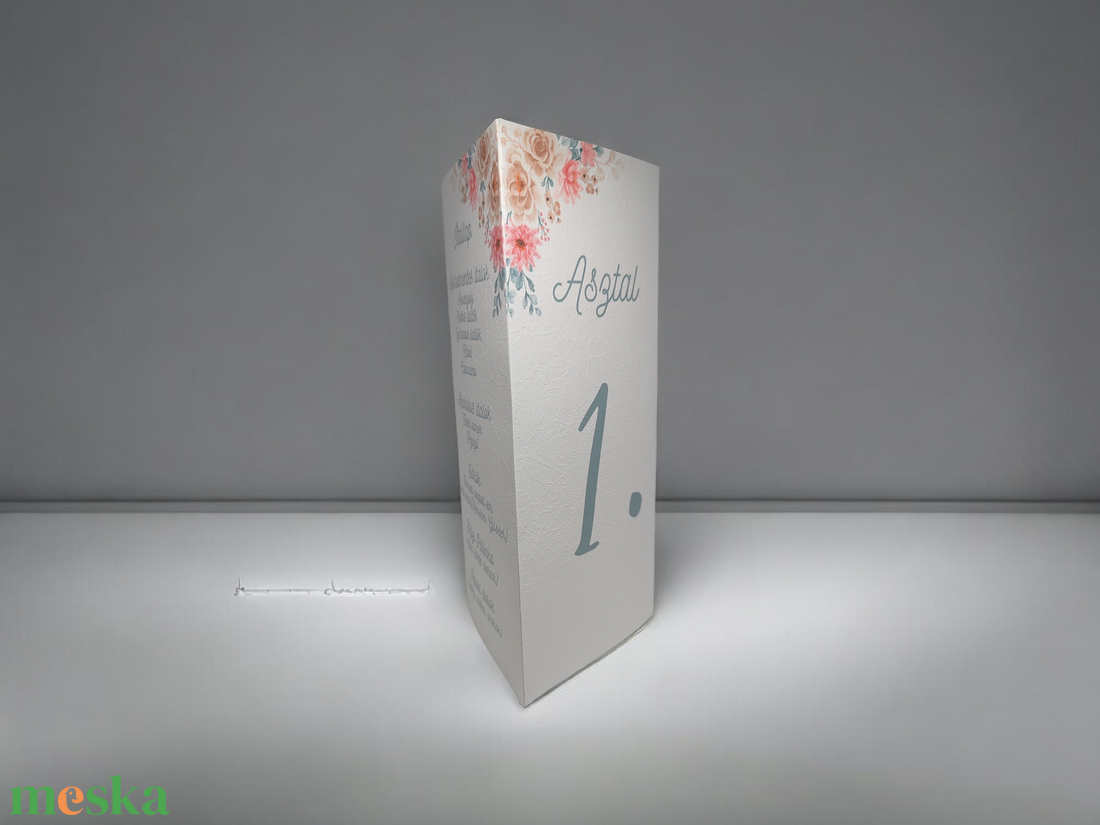 Varázsolja el vendégeit ezzel az elegáns, 3 az 1-ben asztali kiegészítővel! - esküvő - meghívó & kártya - menü - Meska.hu