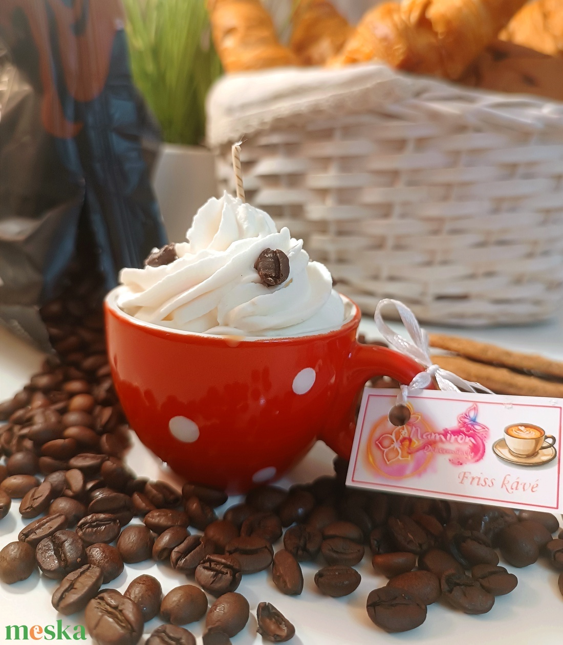 Kávé illatú gyertya pettyes csészében - otthon & életmód - gyertya, illat, aroma - gyertya - Meska.hu