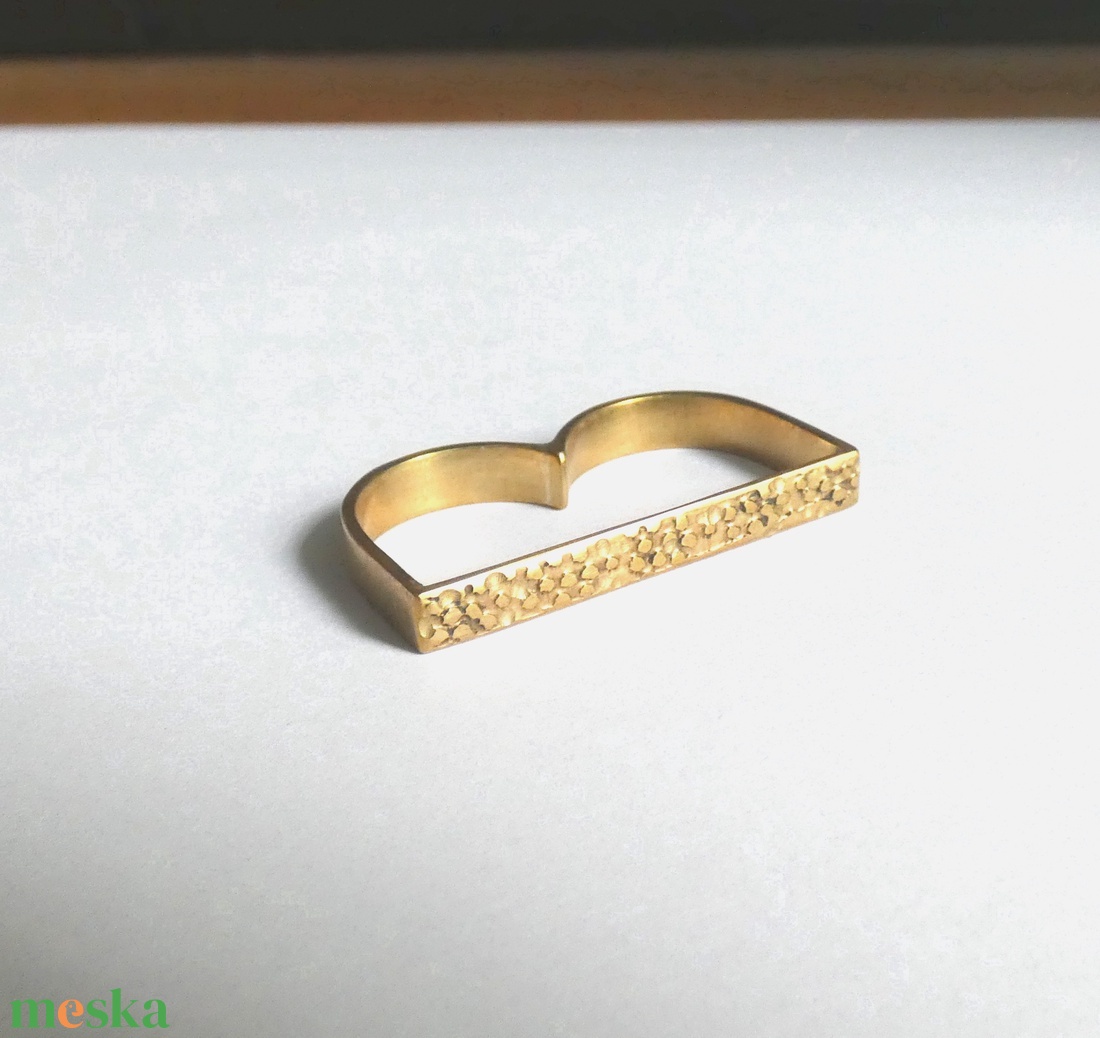 Kétujjas sárgaréz gyűrű - ékszer - gyűrű - statement gyűrű - Meska.hu Kétujjas sárgaréz gyűrű - ékszer - gyűrű - statement gyűrű - Meska.hu