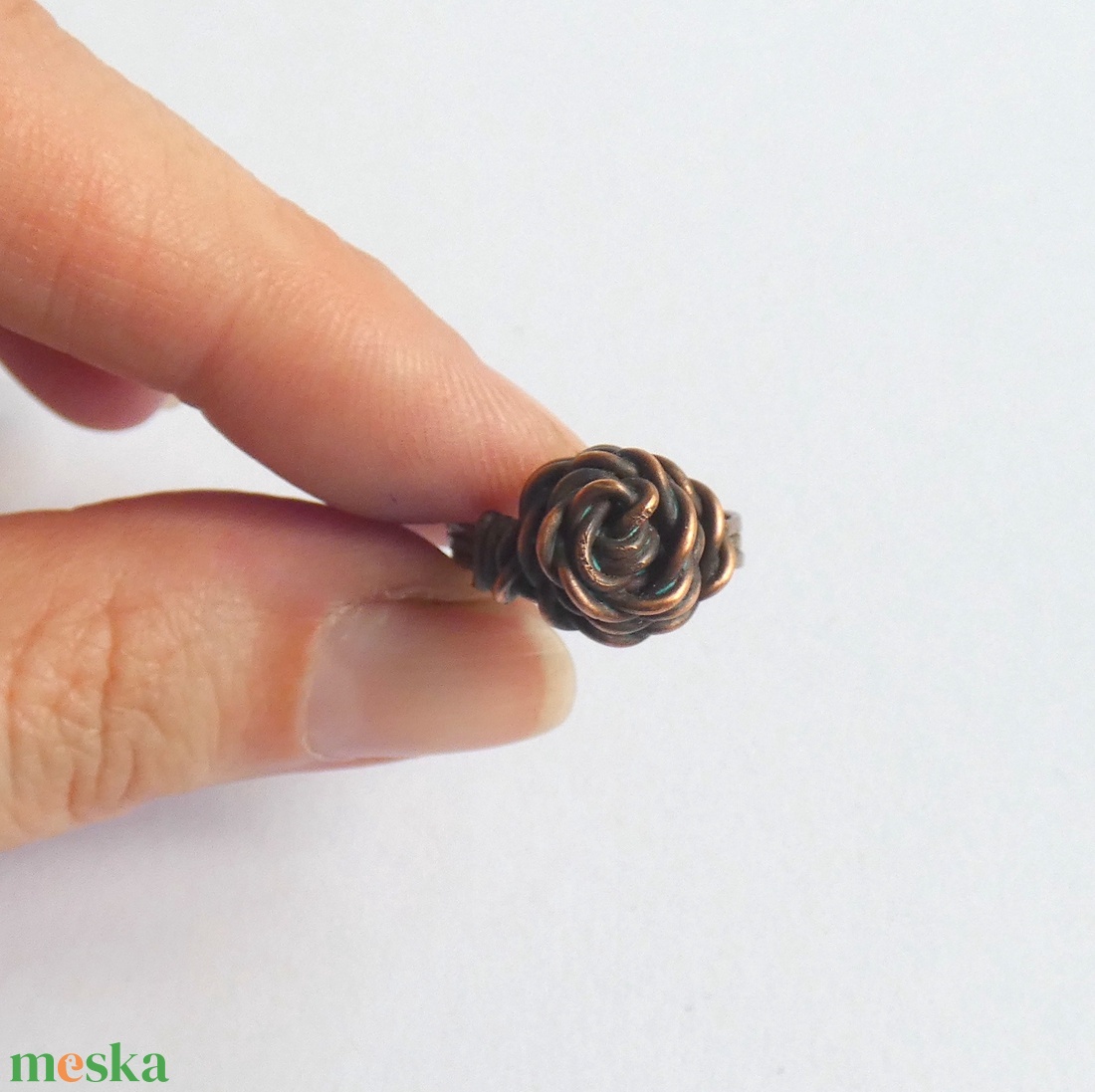 A rózsa neve réz gyűrű - ékszer - gyűrű - fonódó gyűrű - Meska.hu