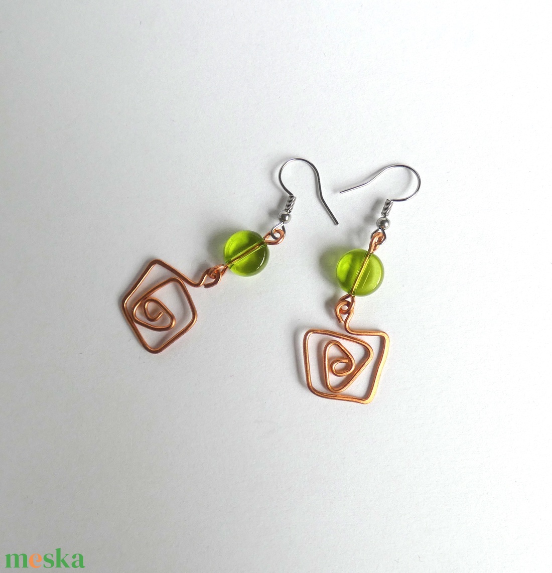 Üveg és réz fülbevaló - ékszer - fülbevaló - lógó fülbevaló - Meska.hu