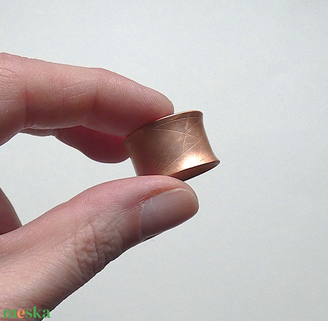 Homorú réz gyűrű - ékszer - gyűrű - statement gyűrű - Meska.hu