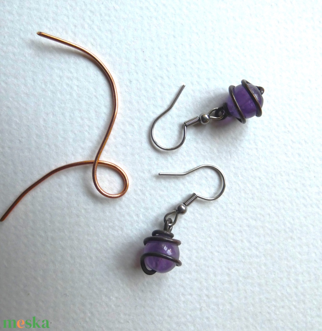 Lila bogyók réz fülbevaló - ékszer - fülbevaló - lógó fülbevaló - Meska.hu