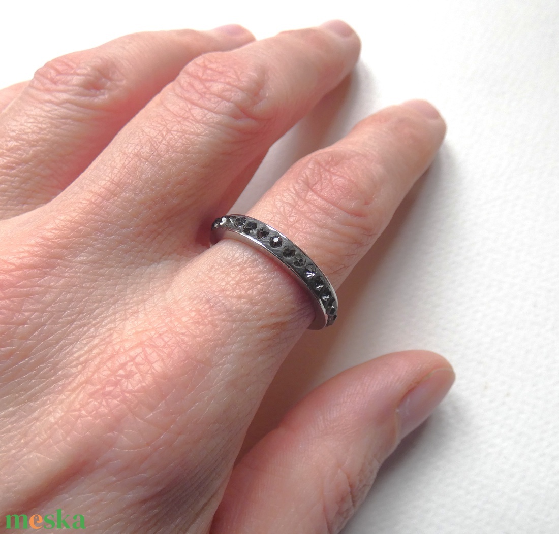 Gyűrű acélból - ékszer - gyűrű - többköves gyűrű - Meska.hu