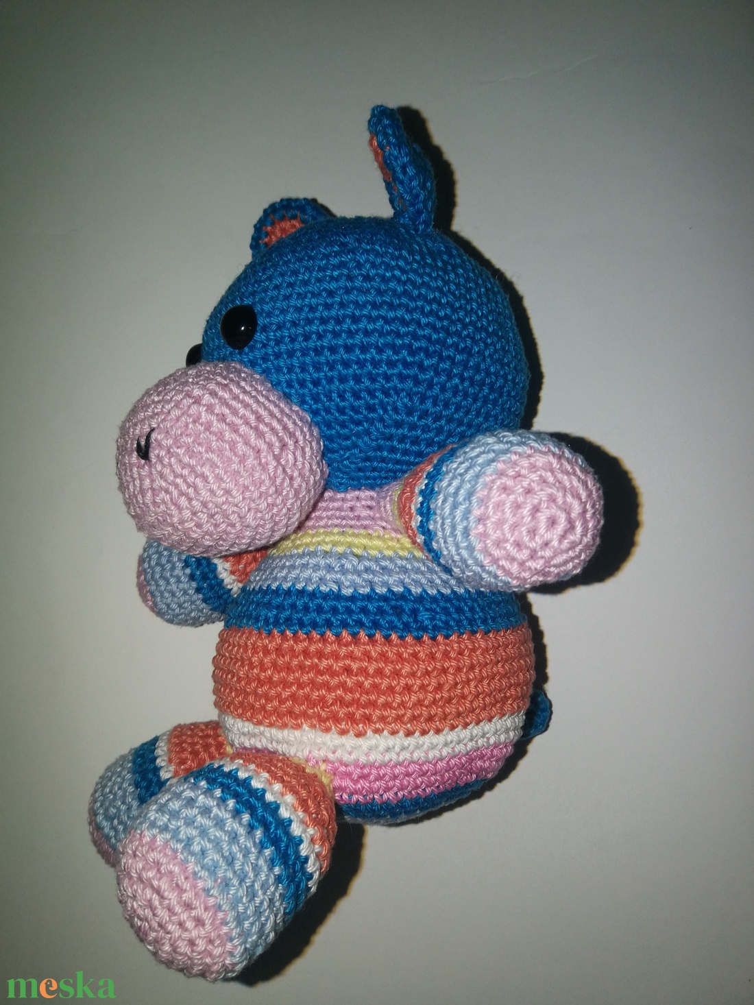 Horgolt vidám csíkos Vizoló _Amigurumi figura - játék & sport - plüssállat & játékfigura - más figura - Meska.hu Horgolt vidám csíkos Vizoló _Amigurumi figura - játék & sport - plüssállat & játékfigura - más figura - Meska.hu