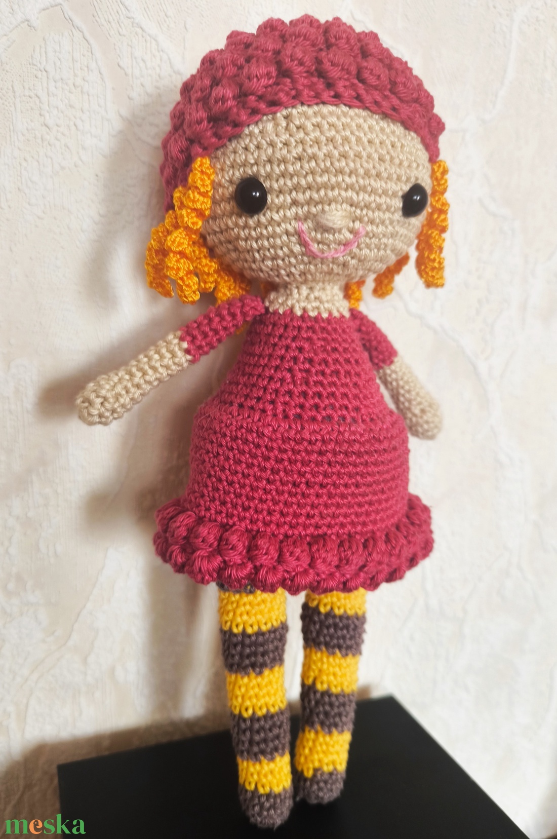 Horgolt BABA (meggypiros) _Amigurumi figura - játék & sport - plüssállat & játékfigura - ember - Meska.hu Horgolt BABA (meggypiros) _Amigurumi figura - játék & sport - plüssállat & játékfigura - ember - Meska.hu