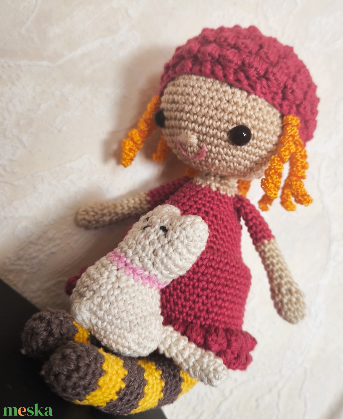 Horgolt BABA (meggypiros) _Amigurumi figura - játék & sport - plüssállat & játékfigura - ember - Meska.hu Horgolt BABA (meggypiros) _Amigurumi figura - játék & sport - plüssállat & játékfigura - ember - Meska.hu