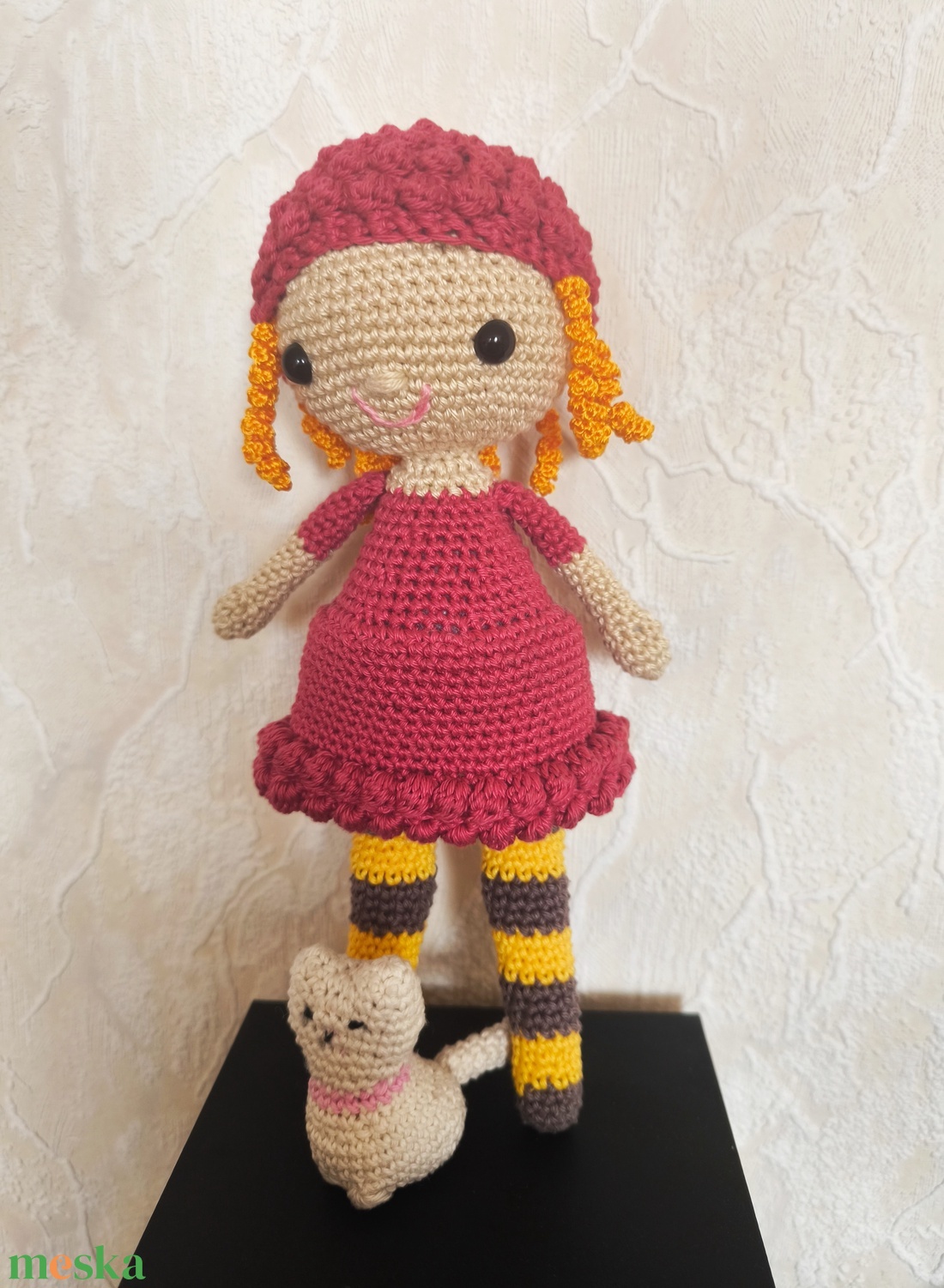 Horgolt BABA (meggypiros) _Amigurumi figura - játék & sport - plüssállat & játékfigura - ember - Meska.hu Horgolt BABA (meggypiros) _Amigurumi figura - játék & sport - plüssállat & játékfigura - ember - Meska.hu