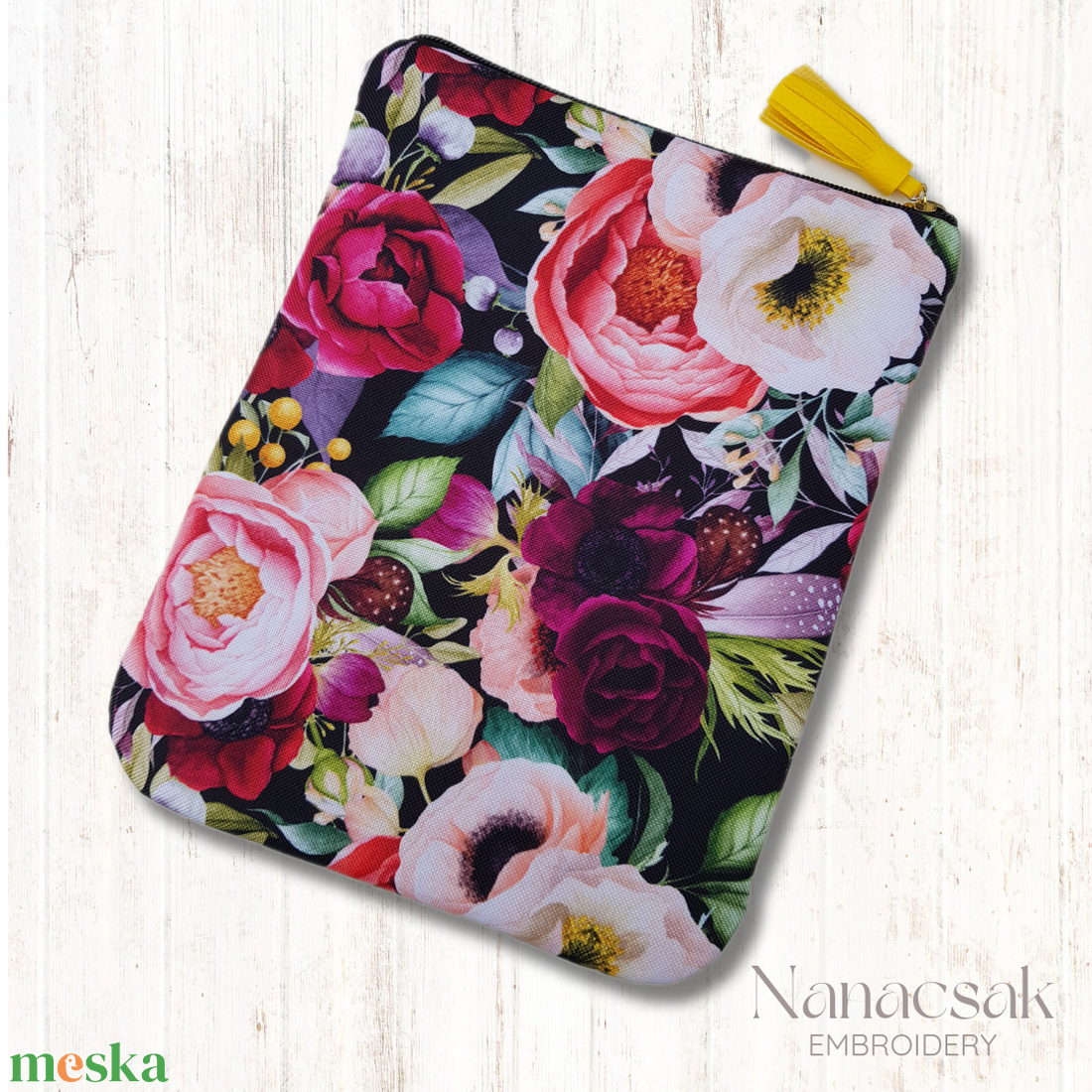 Hímzett könyvtok - napsárga - könyv & zene - könyvtok - Meska.hu