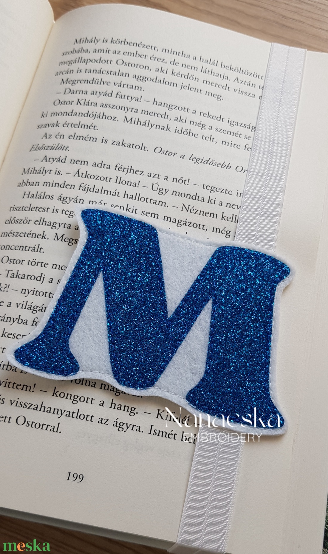 Kezdőbetűs -kék glitter- könyvjelző - könyv & zene - könyvjelző - Meska.hu