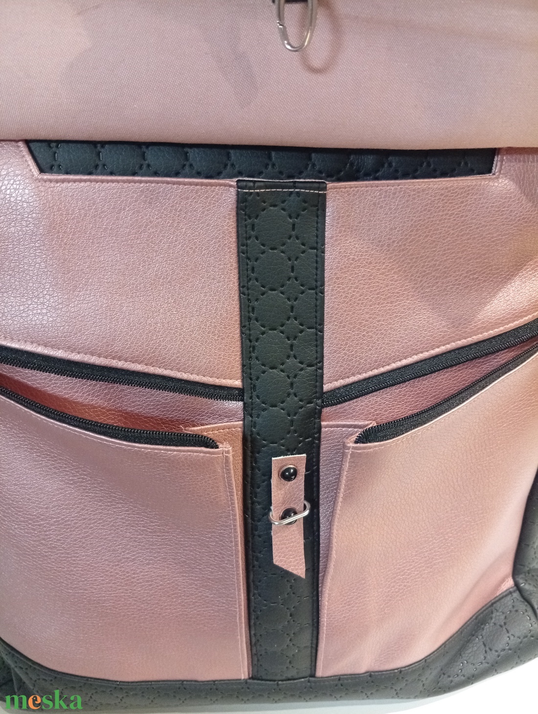 Válltáska, shopper sok zsebes - táska & tok - kézitáska & válltáska - vállon átvethető táska - Meska.hu