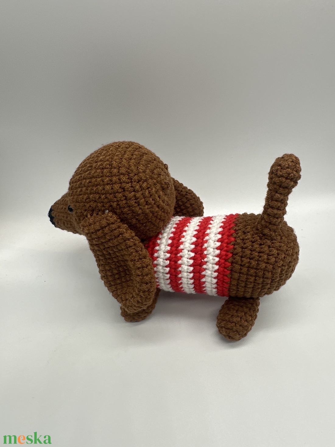 Horgolt tacsi - játék & sport - plüssállat & játékfigura - kutya - Meska.hu