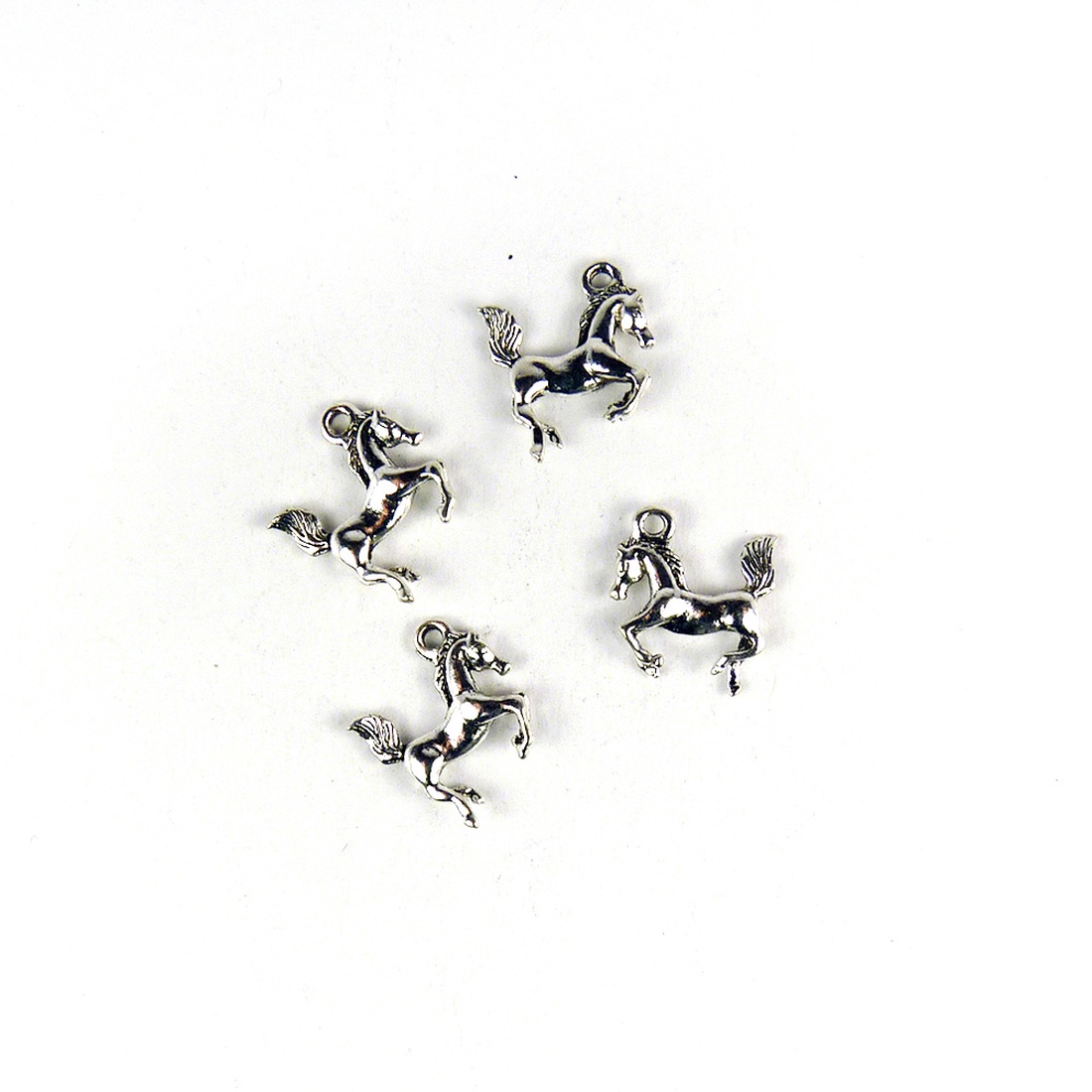 Ló ékszerdísz, fityegő, charm 18x18mm (4db) - kellékek & szerszámok - gyöngyfűzés kellékek - fém köztesek - Meska.hu