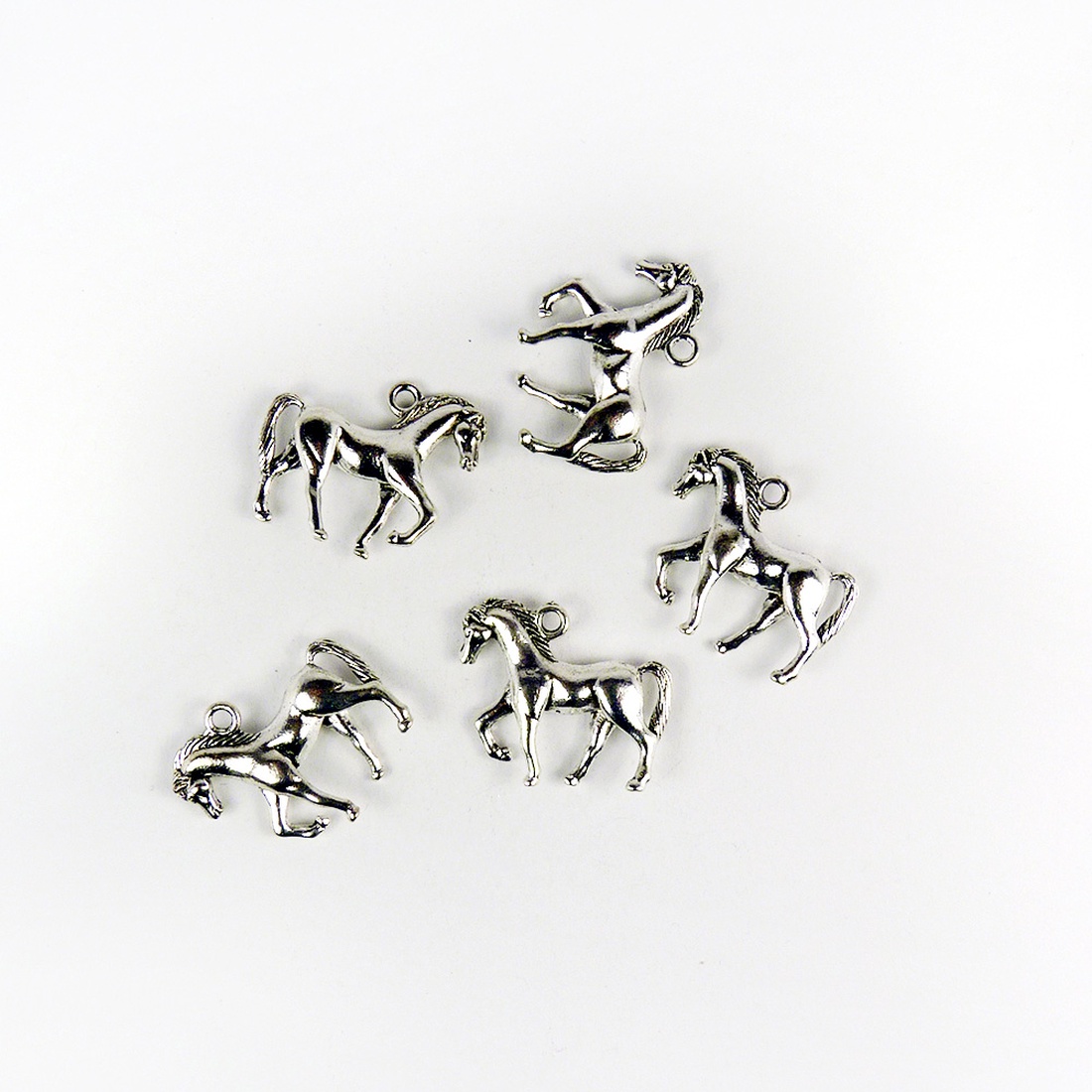 Nagy ló ékszerdísz, fityegő, charm 33x25mm (1db) - kellékek & szerszámok - gyöngyfűzés kellékek - fém köztesek - Meska.hu