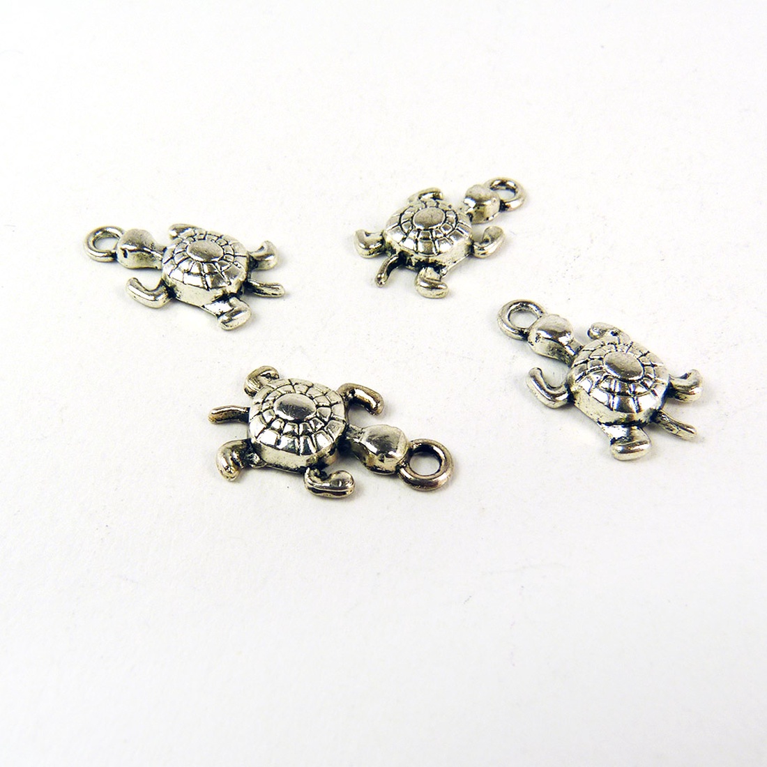 Teknős ékszerdísz, fityegő, charm 11x19mm (4db) - kellékek & szerszámok - gyöngyfűzés kellékek - fém köztesek - Meska.hu