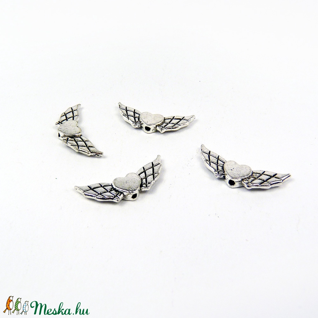 Angyalszárny köztes, szívecskés, ékszerdísz, fityegő, 24x8mm - kellékek & szerszámok - gyöngyfűzés kellékek - fém köztesek - Meska.hu