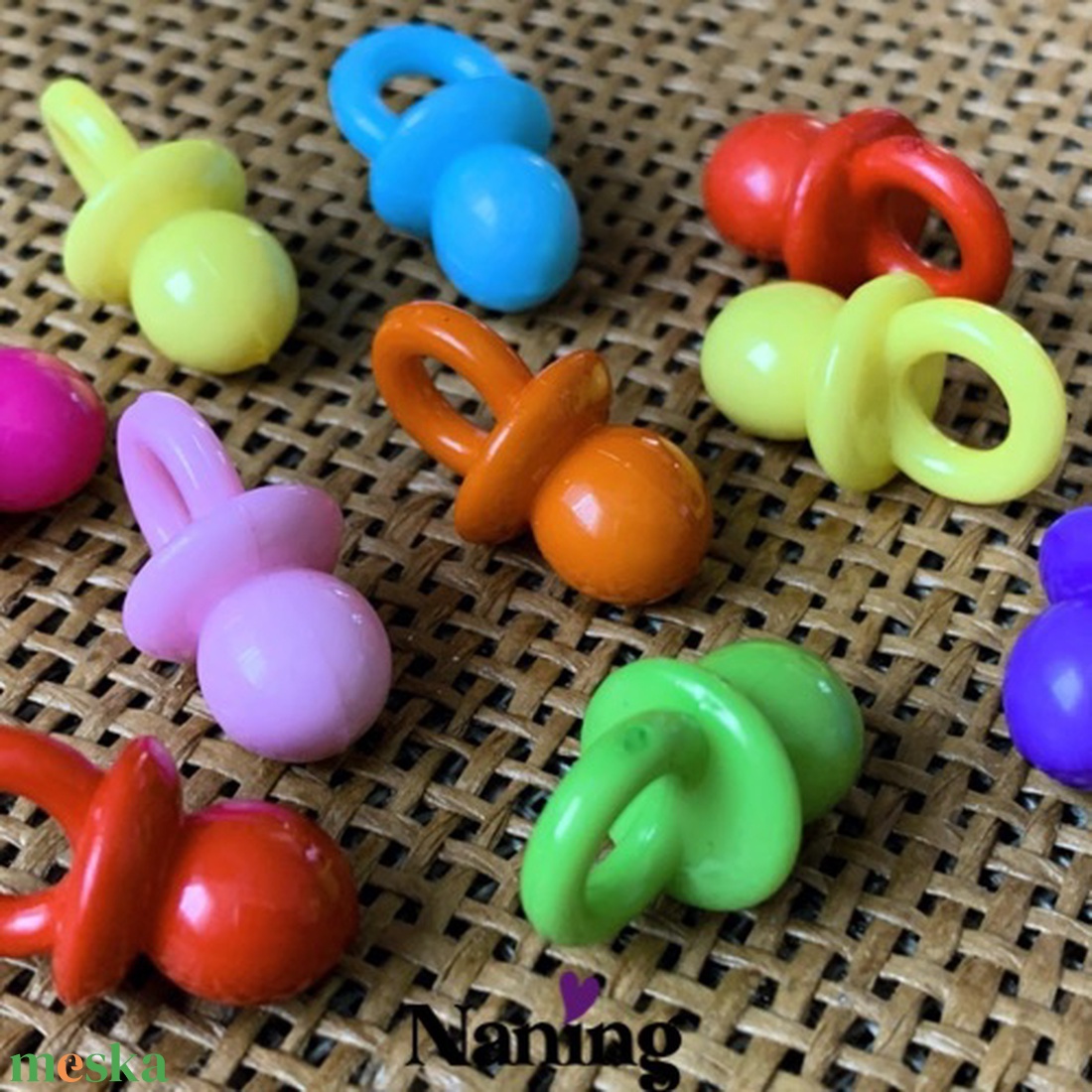 20db cumi � fűzhető/akasztható - 20mm � telt/átlátszó -  vegyes színek - kellékek & szerszámok - gyöngyfűzés kellékek - műanyag gyöngy - Meska.hu