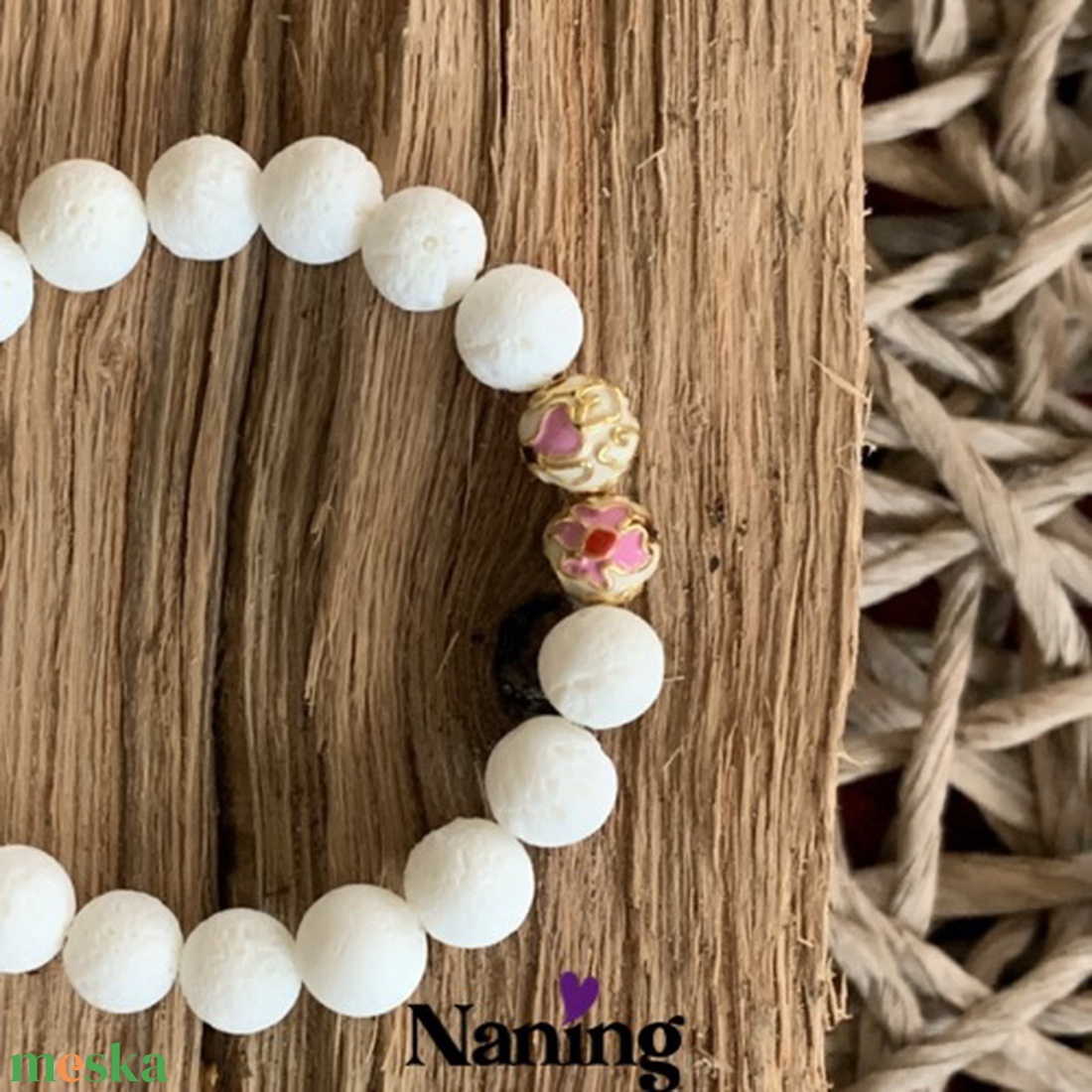 Fehér lávakő/rekeszzománc gyöngy - gumis karkötő - ékszer - karkötő - ásványkarkötő - Meska.hu