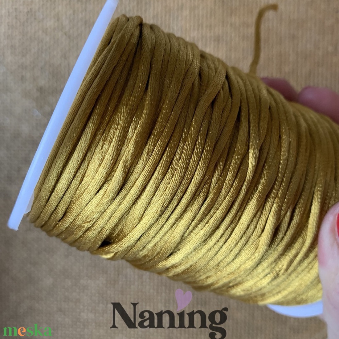 10 méter szatén selyemzsinór - arany - 2,5mm  (60ft/m) - kellékek & szerszámok - rövidáru - fonal, cérna - kevert fonal - Meska.hu