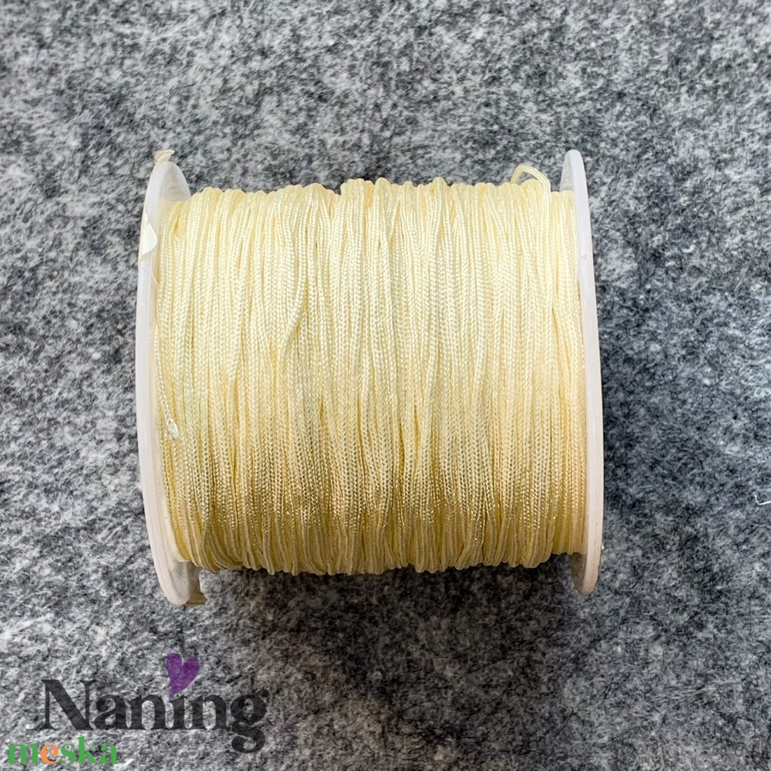 10 méter selyem ékszerzsinór - vajszín - 0,8mm  (50ft/m) - kellékek & szerszámok - rövidáru - fonal, cérna - kevert fonal - Meska.hu