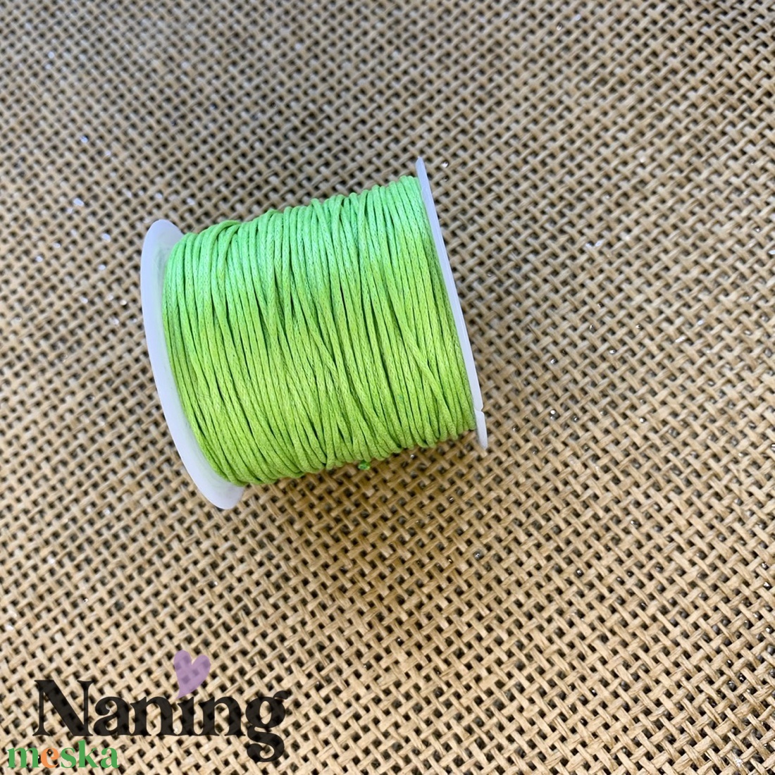 20méter viaszolt zsinór � 1mm � pisztácia (30ft/m) - kellékek & szerszámok - rövidáru - fonal, cérna - viaszolt szál - Meska.hu