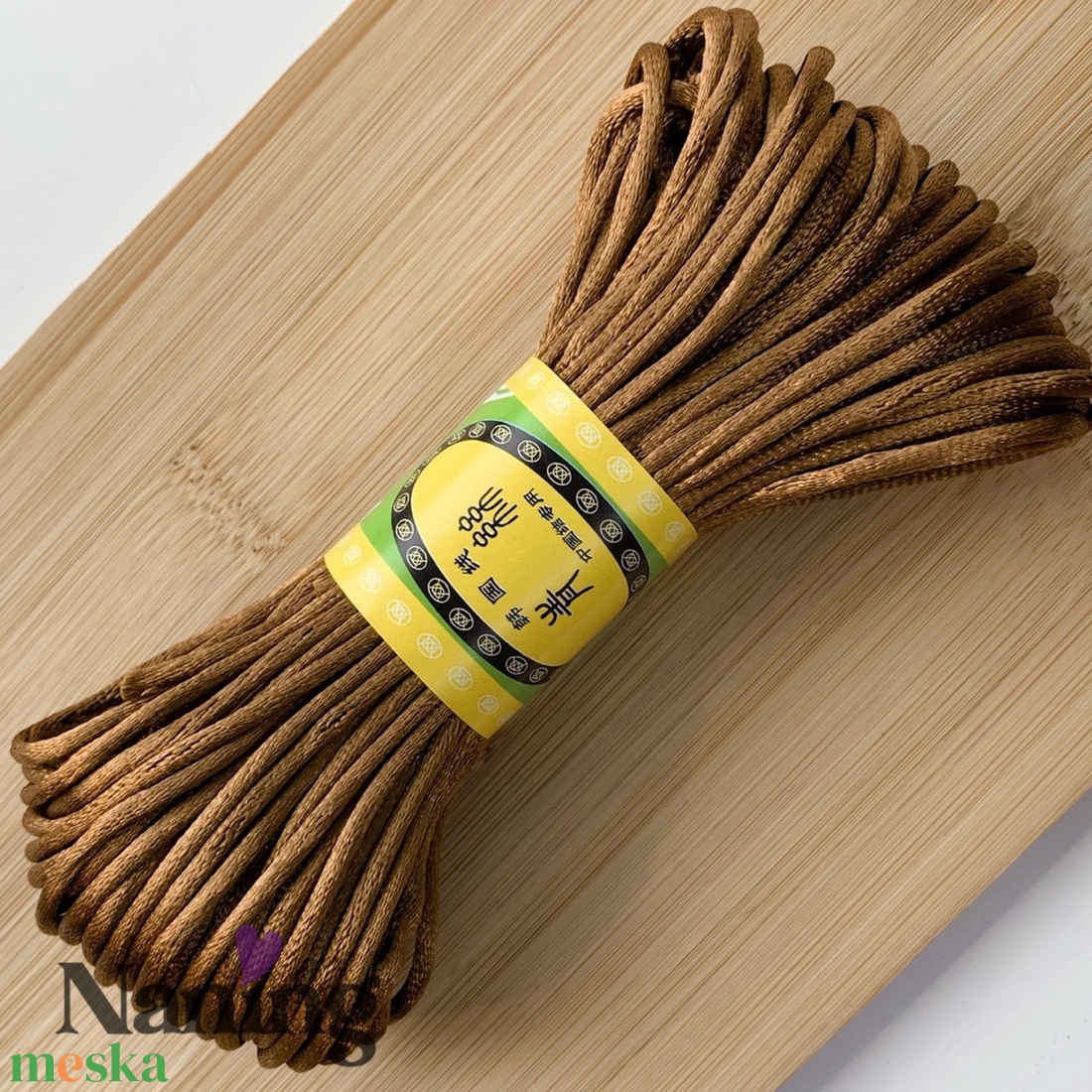 5 méter szatén selyemzsinór - aranybarna - 2mm  (60ft/m) - kellékek & szerszámok - rövidáru - fonal, cérna - kevert fonal - Meska.hu