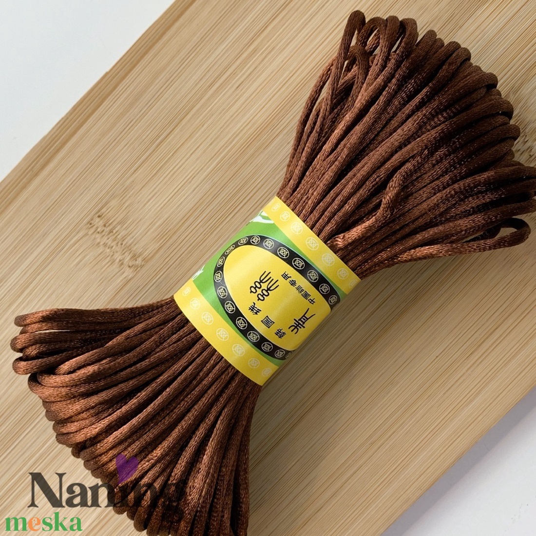 5 méter szatén selyemzsinór - bársonybarna - 2mm  (60ft/m) - kellékek & szerszámok - rövidáru - fonal, cérna - kevert fonal - Meska.hu