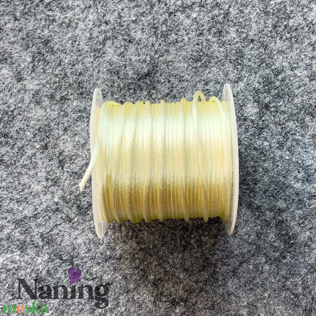 10 méter szatén selyemzsinór - vajszín - 1,5mm  (60ft/m) - kellékek & szerszámok - rövidáru - fonal, cérna - kevert fonal - Meska.hu