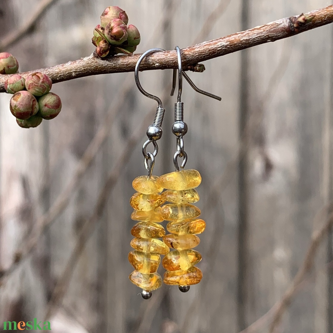 Borostyán csipsz fülbevaló - orvosi fém szerelékkel/akasztóval - ékszer - fülbevaló - lógó fülbevaló - Meska.hu