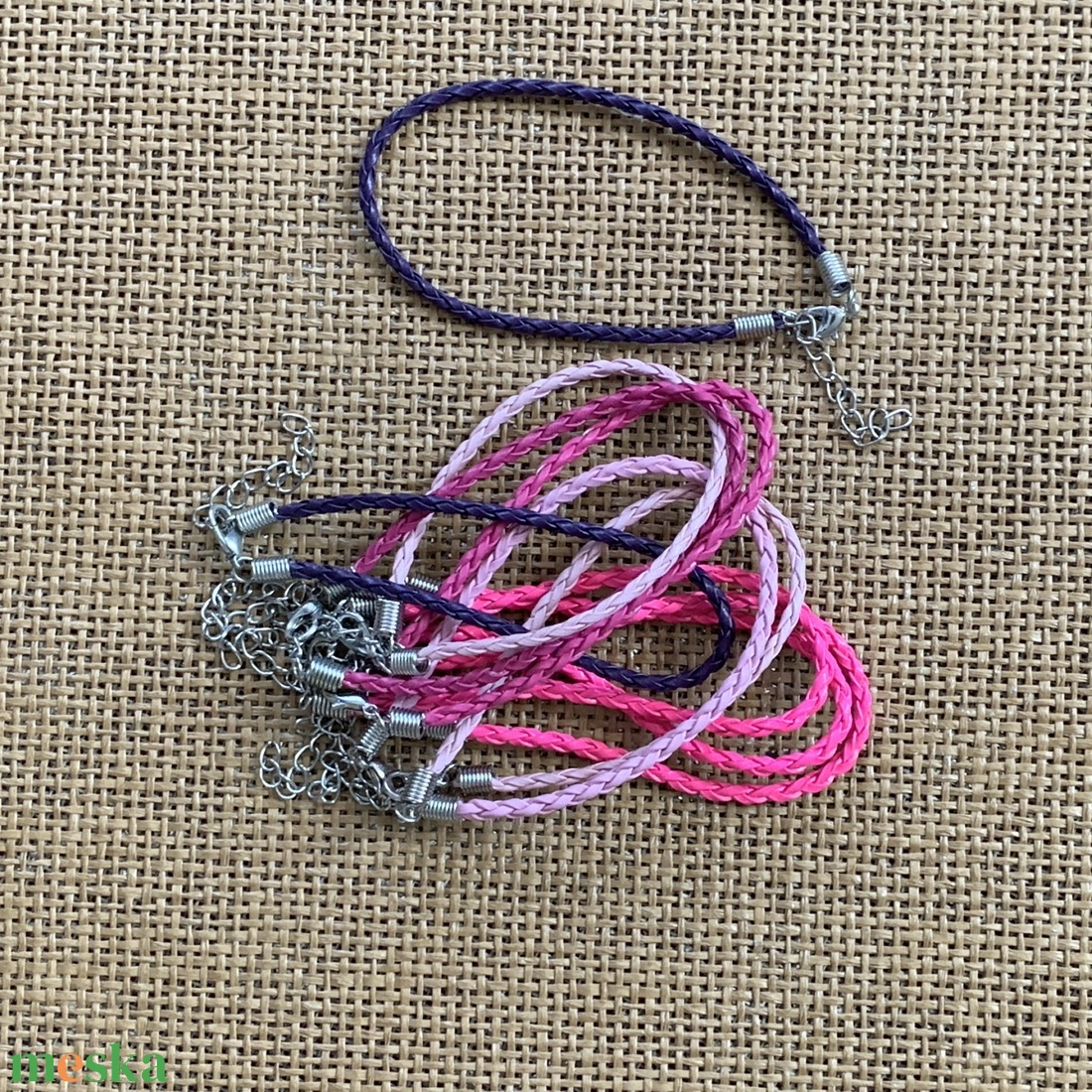 10 db fonott bőr karkötő alap, lánchosszabbítóval   (50ft/db) - kellékek & szerszámok - ékszerkellék - karkötő alap - Meska.hu