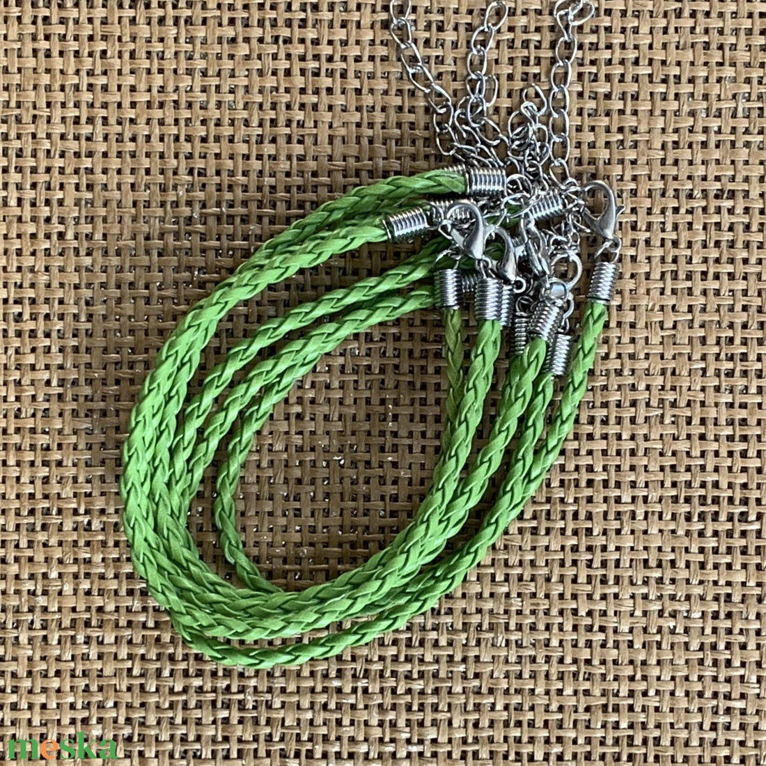 10 db fonott bőr karkötő alap, lánchosszabbítóval   (50ft/db) - kellékek & szerszámok - ékszerkellék - karkötő alap - Meska.hu