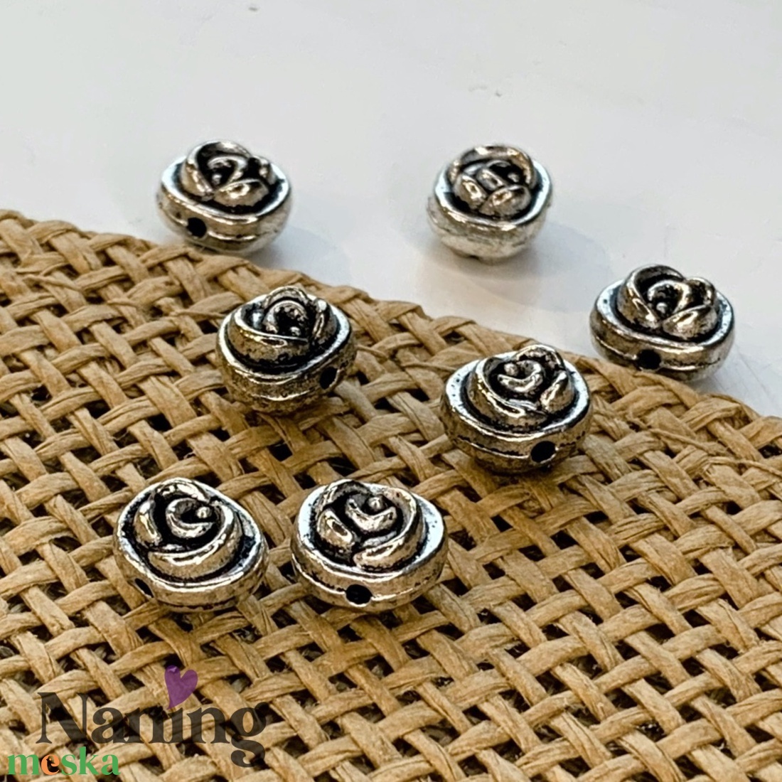4db rózsa köztes/összekötőelem - 6x8mm � antik ezüst  (50ft/db) - kellékek & szerszámok - gyöngyfűzés kellékek - fém köztesek - Meska.hu