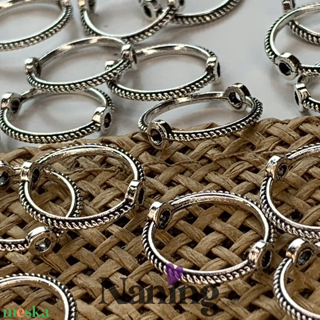 4 db gyöngykeret - távtartó - gyöngytartó - 13mm � antik ezüst  (70ft/db) - kellékek & szerszámok - gyöngyfűzés kellékek - fém köztesek - Meska.hu