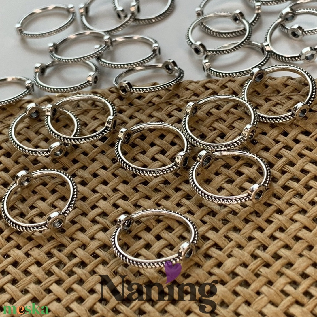 4 db gyöngykeret - távtartó - gyöngytartó - 13mm � antik ezüst  (70ft/db) - kellékek & szerszámok - gyöngyfűzés kellékek - fém köztesek - Meska.hu