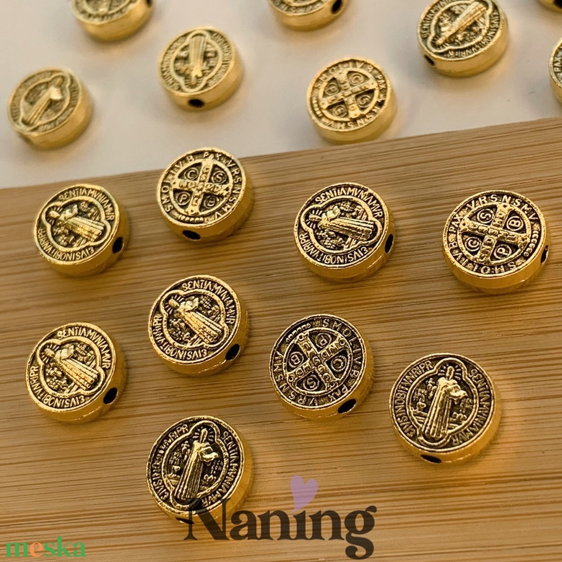 3db Szent Benedek köztes/összekötőelem 10x3mm � antik arany  (100ft/db) - kellékek & szerszámok - gyöngyfűzés kellékek - fém köztesek - Meska.hu