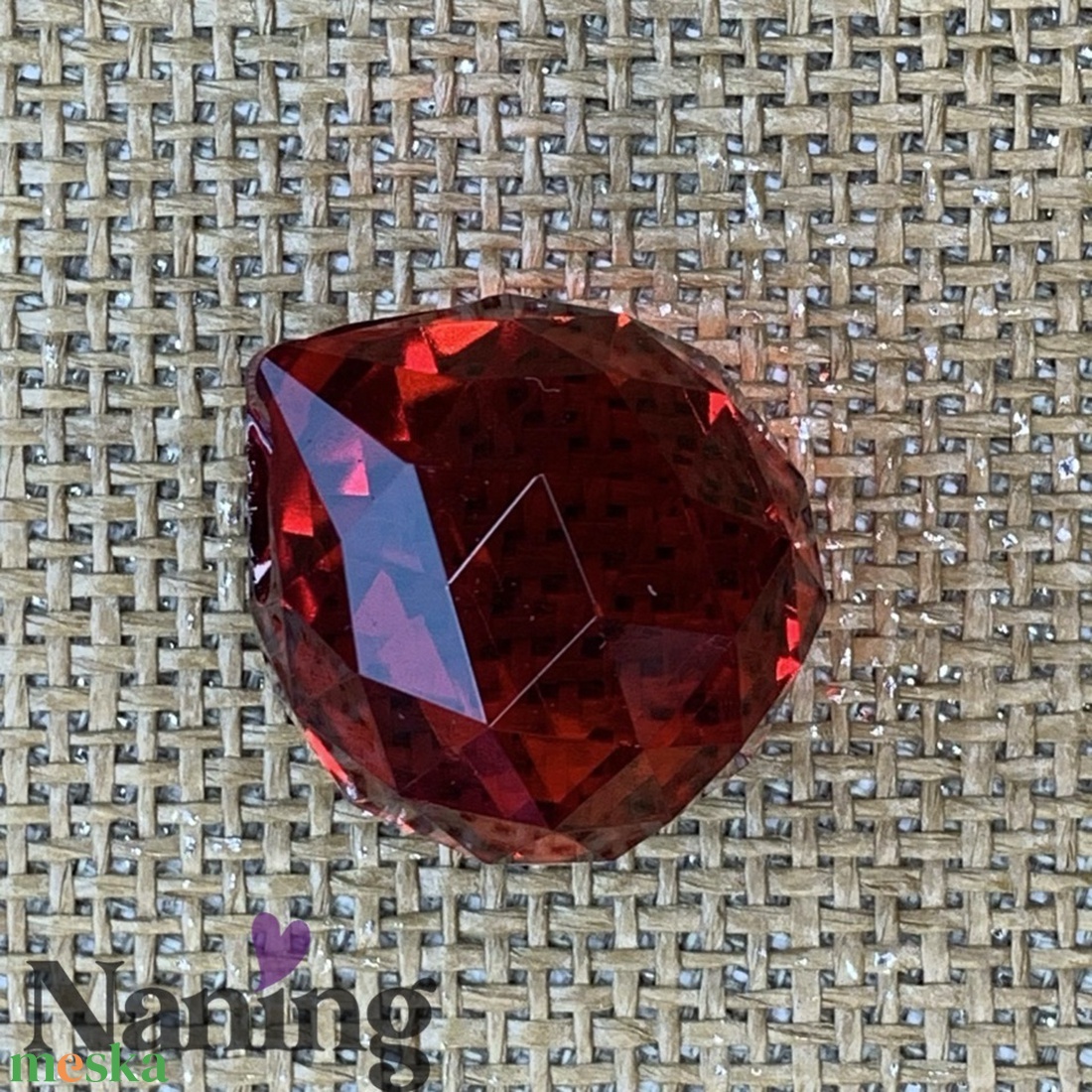 Csiszolt üvegkristály szivárványkristály � napfogó � 30mm  - kellékek & szerszámok - gyöngyfűzés kellékek - üveggyöngy - Meska.hu