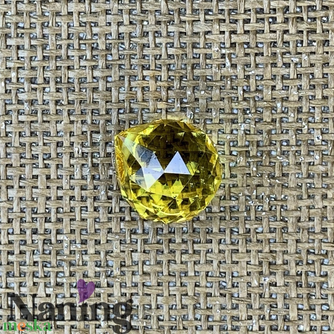 Csiszolt üvegkristály szivárványkristály � napfogó � 20mm  - kellékek & szerszámok - gyöngyfűzés kellékek - üveggyöngy - Meska.hu