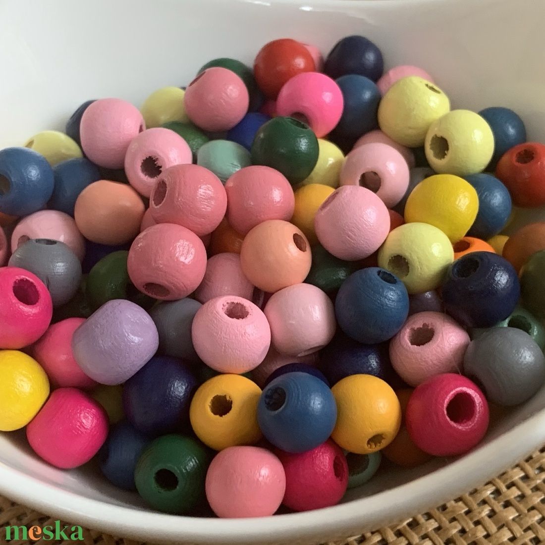 150db festett fagyöngy mix � 10mm � élénk színválogatás  - kellékek & szerszámok - gyöngyfűzés kellékek - fa gyöngy - Meska.hu