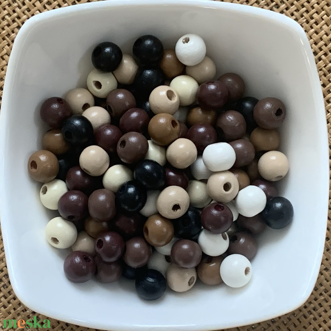 150db festett fagyöngy mix � 10mm � földszín válogatás  - kellékek & szerszámok - gyöngyfűzés kellékek - fa gyöngy - Meska.hu