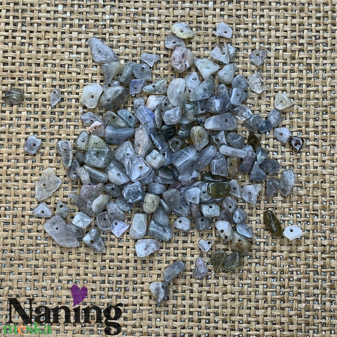 10 gramm ásvány splitter kb.: 5-10mm - s fúrt ásványkavicskák - 4 féle - kellékek & szerszámok - ásvány alapanyag - splitter - Meska.hu