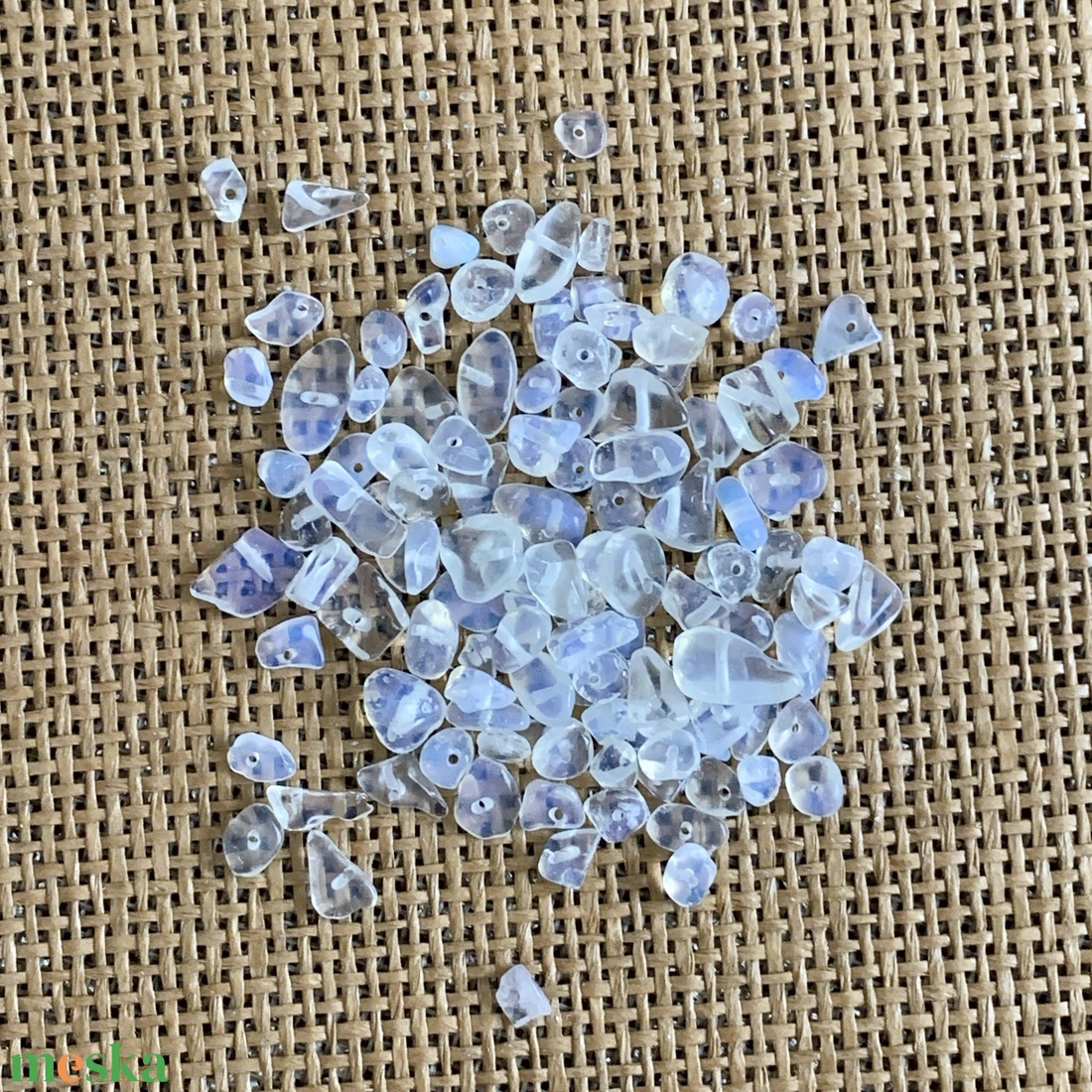 10 gramm ásvány splitter kb.: 5-10mm - s fúrt ásványkavicskák - 4 féle - kellékek & szerszámok - ásvány alapanyag - splitter - Meska.hu