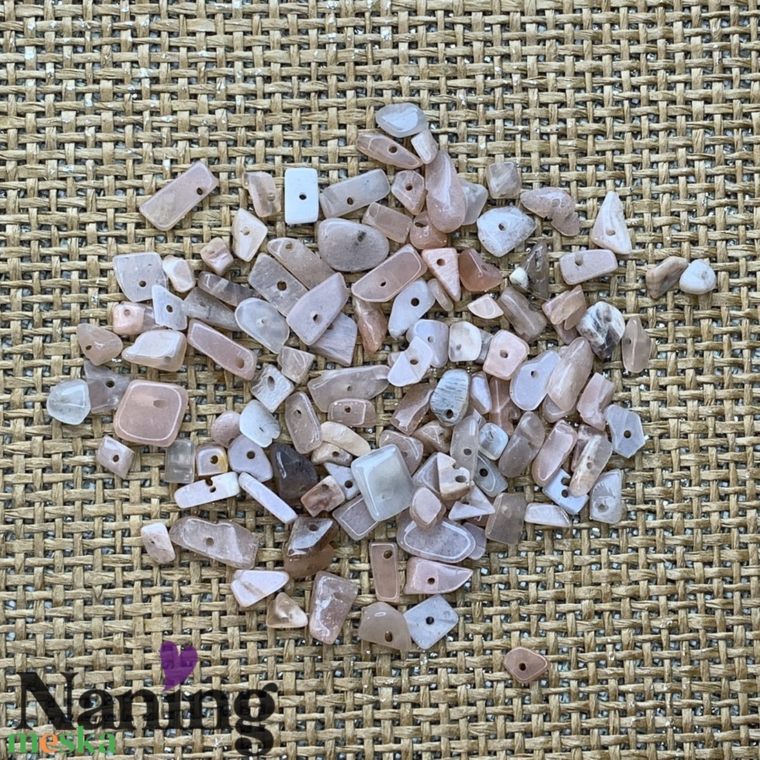 10 gramm ásvány splitter kb.: 5-10mm/fúrt ásványkavicskák - 4 féle - kellékek & szerszámok - ásvány alapanyag - splitter - Meska.hu