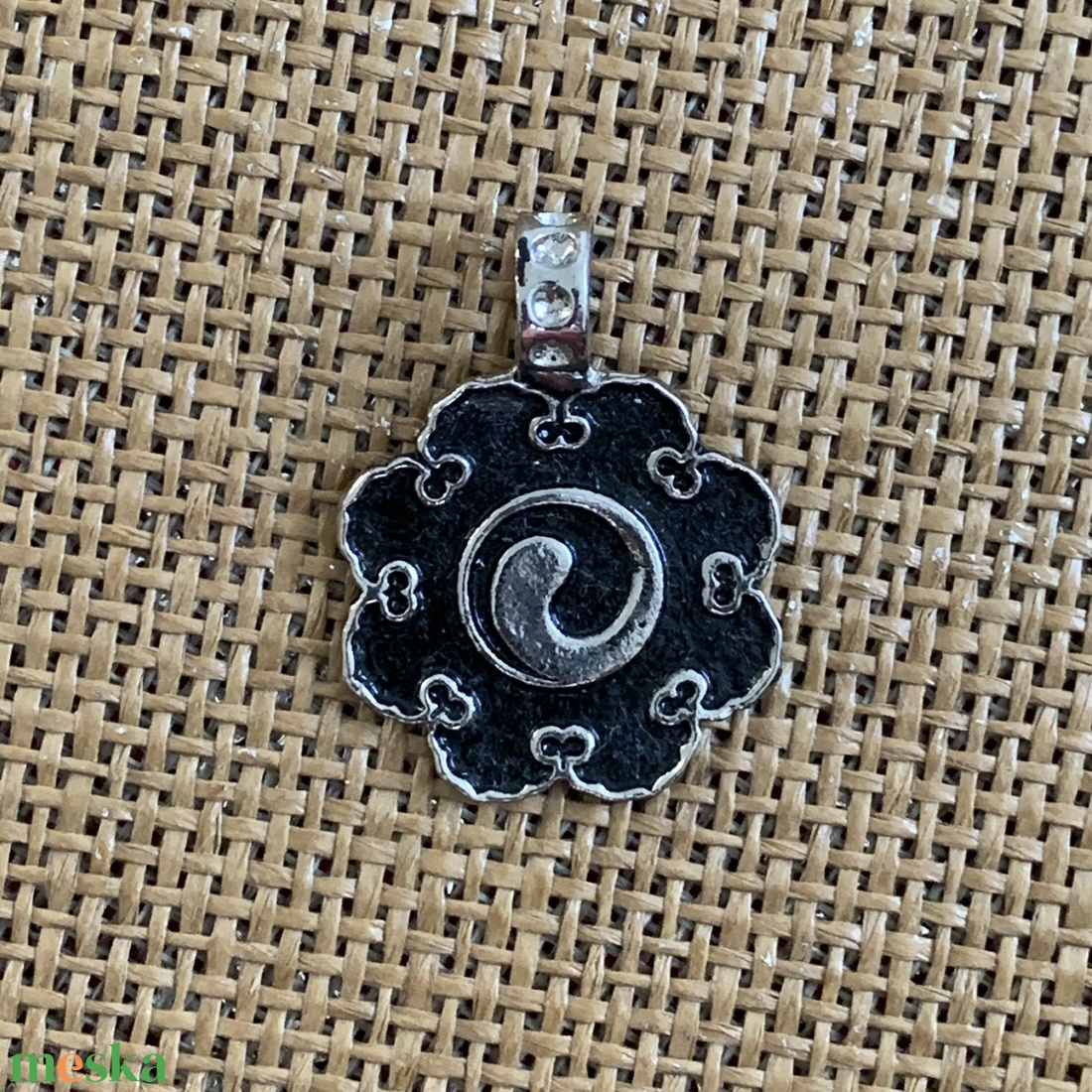 2 db nagyméretű  medál  (300ft/db) - ékszer - nyaklánc - medál - Meska.hu