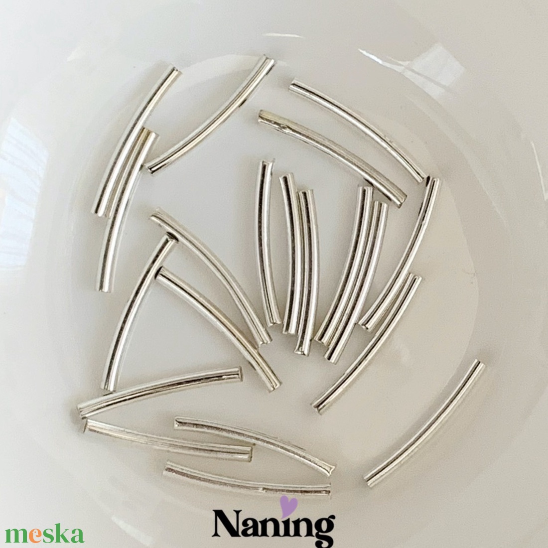 30db - ívelt csőköztes - 2x25mm - (15ft/db) - kellékek & szerszámok - gyöngyfűzés kellékek - fém köztesek - Meska.hu