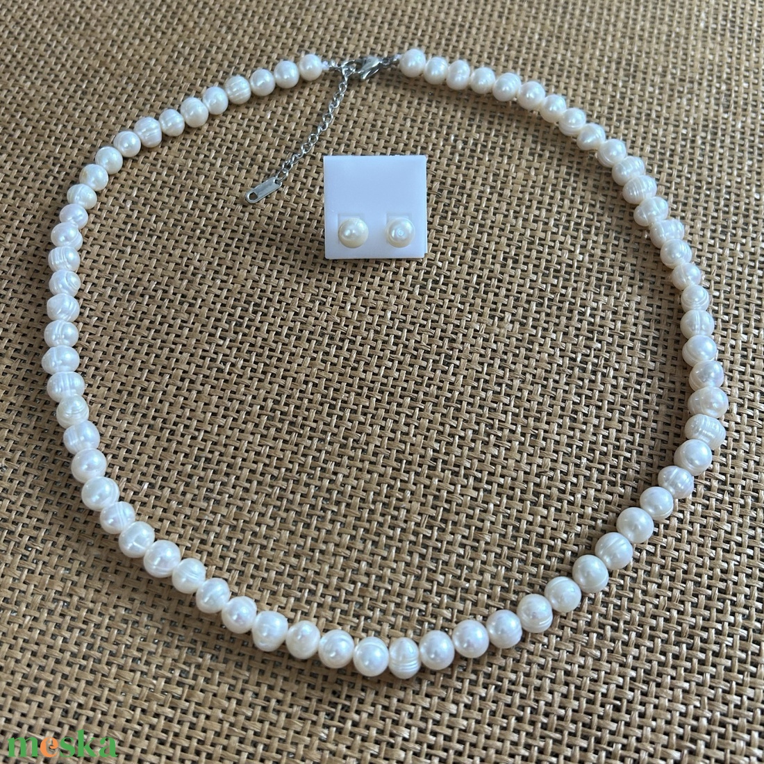 Édesvízi tenyésztettgyöngy - szett - nyaklánc/fülbevaló - 51cm + 6cm lánchosszabbító - esküvő - ékszer - ékszerszett - Meska.hu