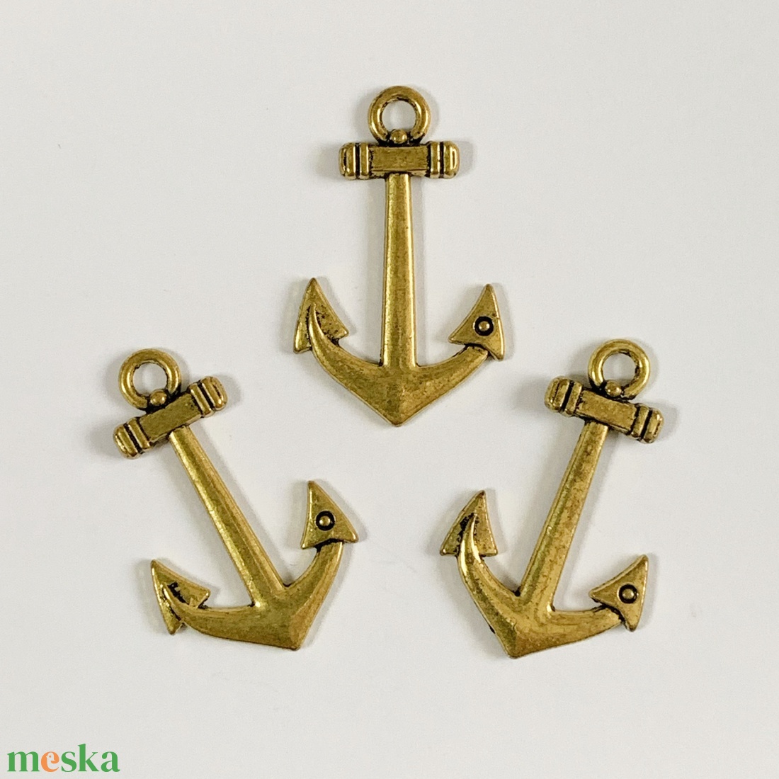 3db VASMACSKA - medál - ékszerdísz - antik arany - 22x35mm - (150ft/db) - ékszer - nyaklánc - medál - Meska.hu